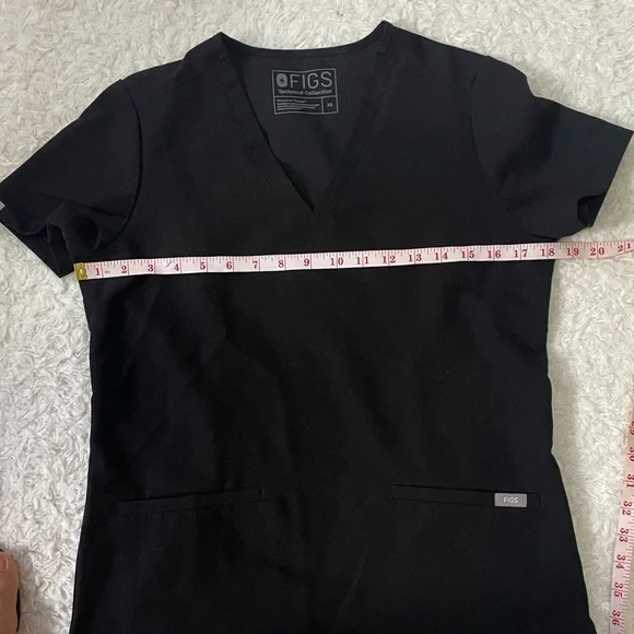 Figs Women's Short Sleeve Black Top - Picture 5 of 8